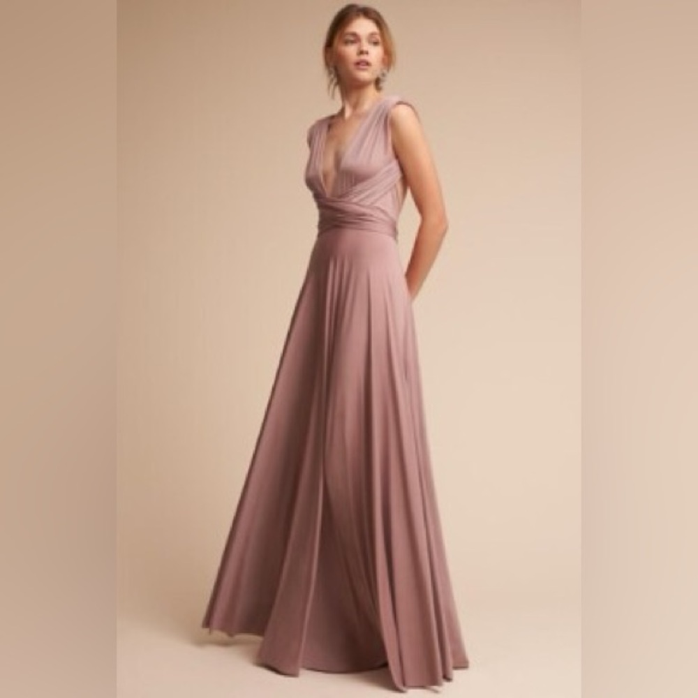 Elegant Mauve Evening Gown